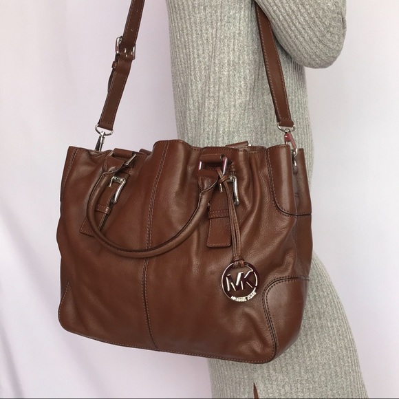 Michael Kors large brown crossbody / shoulder bag - Picture 13 of 13